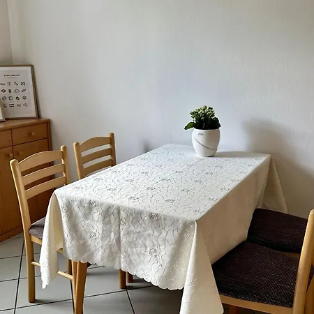 Modern Apartment With 2 Bathrooms In Lirstal