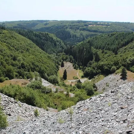 Modern With 2 Bathrooms In *