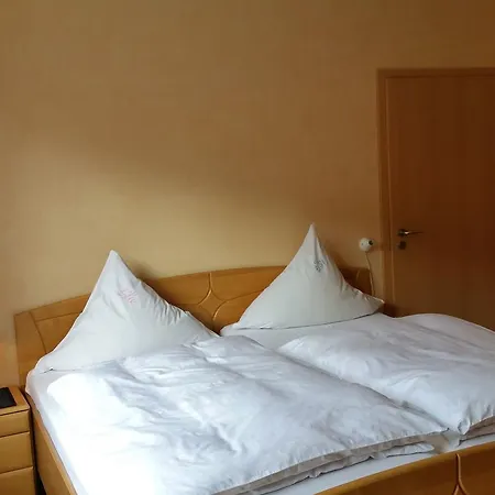 Apartment Modern With 2 Bathrooms In Lirstal