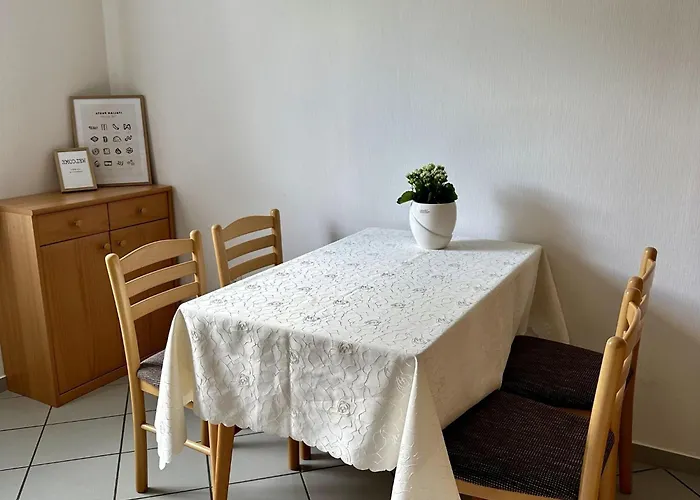 Modern With 2 Bathrooms In