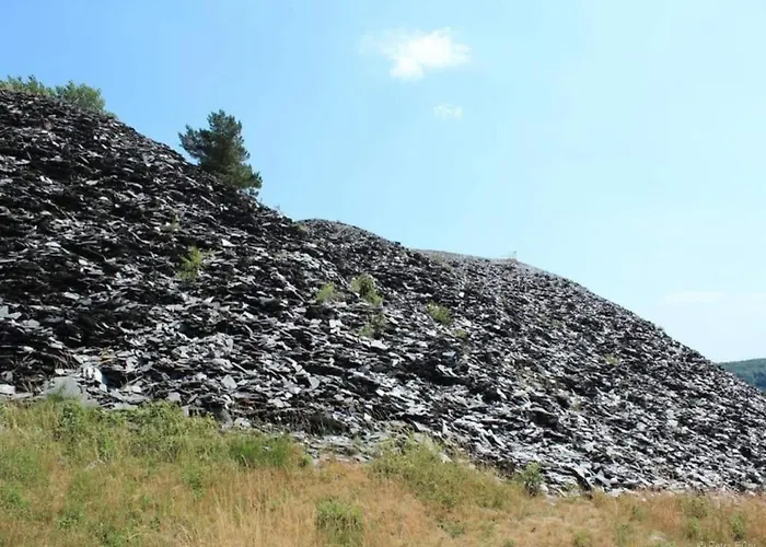 דירה Modern With 2 Bathrooms In