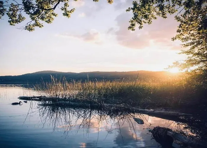 Modern With 2 Bathrooms In דירה *