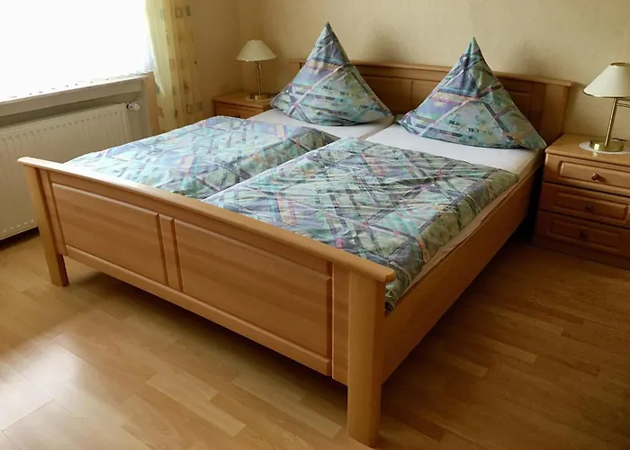 Modern With 2 Bathrooms In דירה *