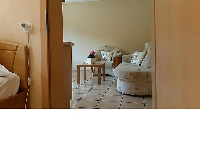 Modern With 2 Bathrooms In דירה